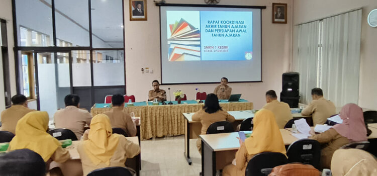 SMKN 1 Kota Kediri Gelar Rakor Akhir Tahun Ajaran dan Persiapan Awal Tahun Ajaran Baru 2025/2026
