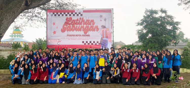 Latihan Gabungan PMR Wira SMK Negeri 1 Kota Kediri Sukses Digelar di MAN 2 Kota Kediri