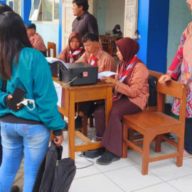 Pengumuman SPMB Tahap 1, Calon Siswa Melaksanakan Daftar Ulang Hari Pertama