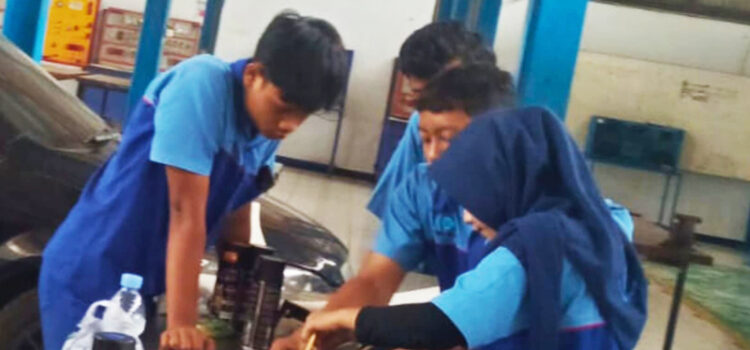 Road to Samuraian Festival 2025: Tim Teknik Kendaraan Ringan Semangat Membara dalam Persiapan! Road to Samuraian Festival 2025: Tim Teknik Kendaraan Ringan Semangat Membara dalam Persiapan!