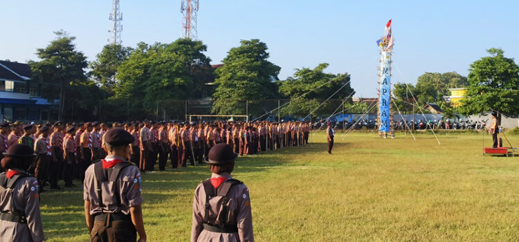 Apel Pembukaan MAPRAM Tanamkan Kedisiplinan dan Karakter BERANI Apel Pembukaan MAPRAM Tanamkan Kedisiplinan dan Karakter BERANI
