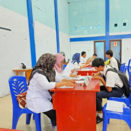 Daftar Ulang Tahap 3 Jalur Domisili di SMK Negeri 1 Kota Kediri Berjalan Lancar