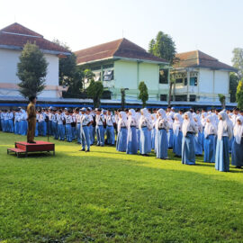 SMK Negeri 1 Kota Kediri Lepas Ratusan Siswa untuk PKL Tahap 1