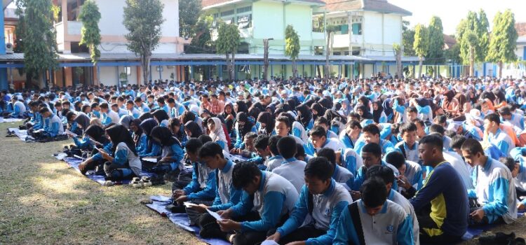 SMKN 1 Kota Kediri Jaga Tradisi, Gelar Istigosah Rutin Tiap Jumat Wage