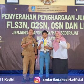 Penyerahan Hadiah Lomba FLS3N