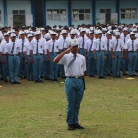 Apel Pagi Perdana di Lapangan Sepak Bola untuk Tingkatkan Kedisiplinan Siswa