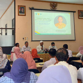 Tingkatkan Sinergi dan Kualitas, Dinkop UMTK Gelar Pembinaan BKK SMK di SMKN 1 Kota Kediri
