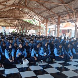 SMK Negeri 1 Kota Kediri Kunjungan Industri ke PLTU Paiton