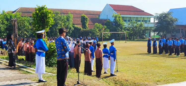 SMKN 1 Kota Kediri Gelar Upacara Peringatan Hari Kesaktian Pancasila
