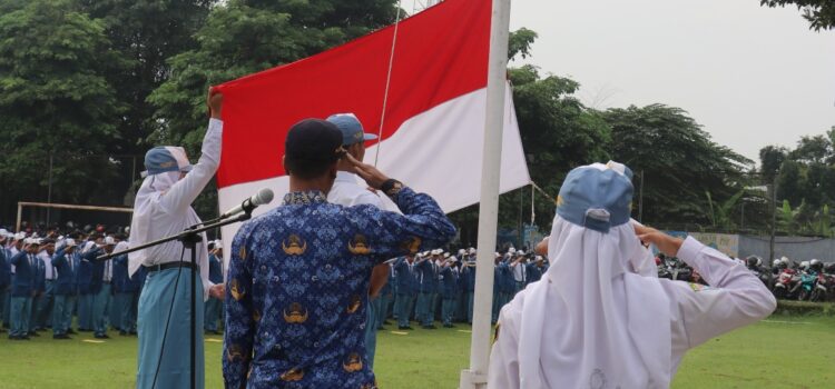 SMKN 1 Kota Kediri Gelar Upacara Peringatan Hari Pahlawan
