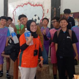 Semangat Juang Siswa Lomba Futsal Antar Kelas Warnai Luminous Fest dan HUT ke-63