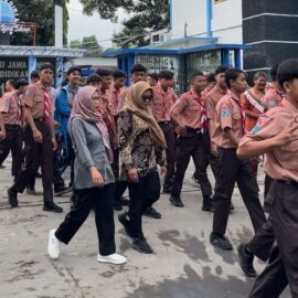 Semangat Pagi dengan Jalan Santai