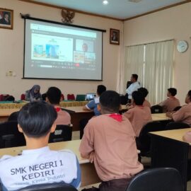 SMEKSA Produktif: Pekan Perdana Ramadan Berjalan Lancar, Diakhiri Rekrutmen PT Liebra Permana oleh BKK