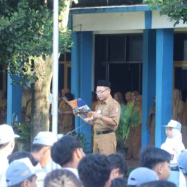Apel Hari Pertama Masuk Sekolah Jadi Momen Peneguhan Disiplin dan Kebersamaan