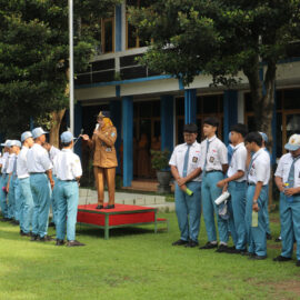 Apel Bersama Pengawas Cabdin, Tekankan Kedisiplinan dan Program Ramah Lingkungan