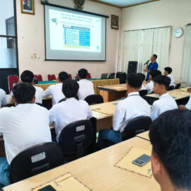 SMKN 1 Kediri Gandeng PT UBS dalam Program “UBS Class”