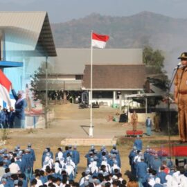 Menumbuhkan Cinta Sekolah, Memacu Prestasi Tanpa Batas