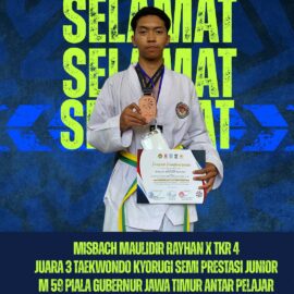Ikuti Piala Gubernur Jatim, Siswa SMKN 1 Kota Kediri Raih Juara 3 Taekwondo
