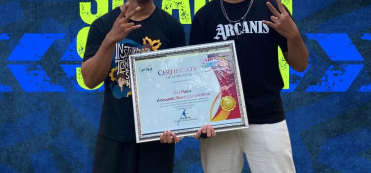 Siswa SMKN 1 Kota Kediri Raih Juara Berturut-turut dalam Lomba Band Siswa SMKN 1 Kota Kediri Raih Juara Berturut-turut dalam Lomba Band